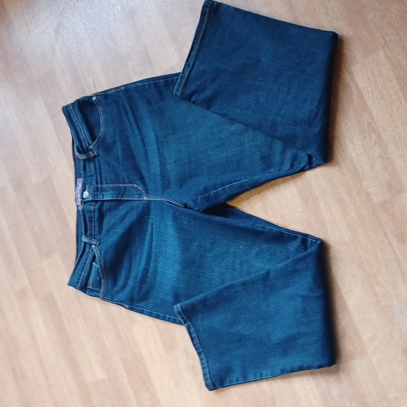 Gloria Vanderbilt jeans  A manda women's size 16 short - Picture 1 of 5